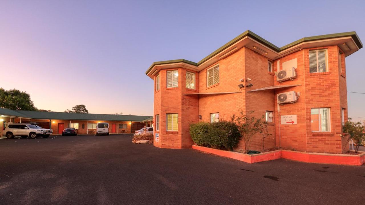 Across Country Motor Inn Dubbo Exteriör bild