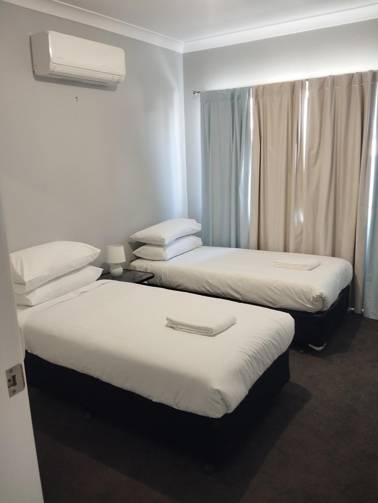 Across Country Motor Inn Dubbo Exteriör bild